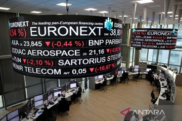 Pasar saham Eropa dibuka turun menjelang data inflasi AS