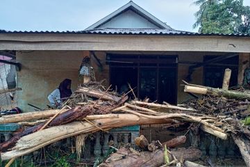 Pemkab Parigi perpanjang tanggap darurat banjir Torue selama 30 hari