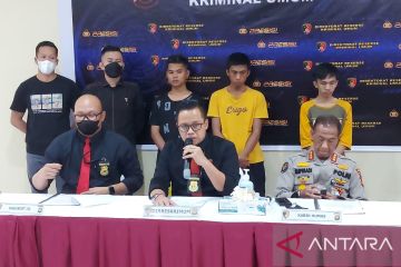 Polda Sumsel buru tiga tersangka penipuan nasabah Bank BRI asal Cimahi