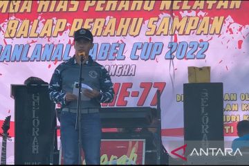 TNI-AL gelar lomba pelestarian budaya perahu sampan di Babel