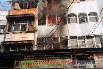 Kebakaran tempat indekos di Tambora mengakibatkan enam orang tewas