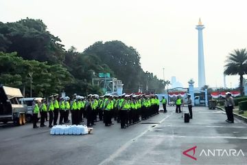 4.000 warga tamu undangan upacara HUT ke-77 RI parkir di Monas