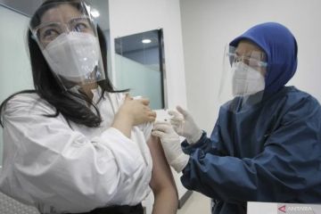 Jakbar genjot sebaran vaksin guna tekan kasus COVID-19  di Kembangan