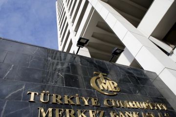 Turki pangkas suku bunga 100 basis poin, meski inflasi melonjak