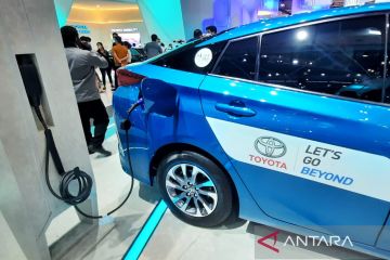 Toyota jual 70 unit mobil elektrifikasi di GIIAS 2022