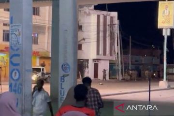 Pembebasan sandera di hotel Somalia tewaskan sedikitnya 12 orang