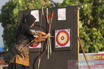 Kompetisi Panahan Tradisional di palu