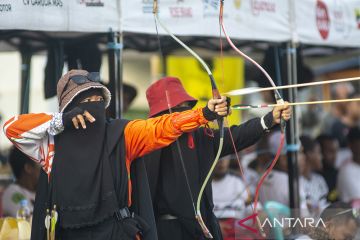 Kompetisi Panahan Tradisional di palu