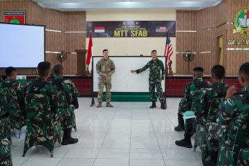 Personel Yonif Raider 700/WYC latihan bersama US Army
