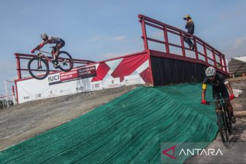 Jelang balapan UCI MTB Eliminator World Cup di Palangka Raya