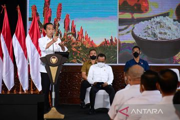 Jokowi: APBN, APBD dan BUMN wajib untuk beli produk dalam negeri