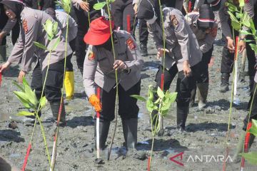 Polda tanam 77 ribu pohon dalam Program Aceh Hijau