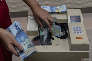 Rupiah Kamis pagi melemah 31 poin