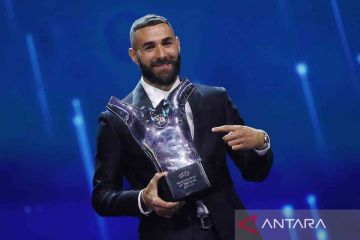 Benzema Pemain Terbaik UEFA 2021-2022