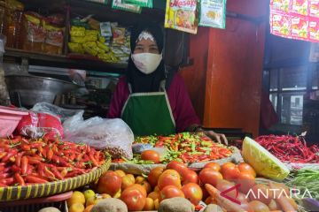 Harga cabai rawit merah di Pasar Slipi Jakbar turun 50 persen