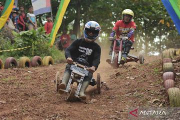 Serunya balapan Gledekan di Kendal, Jawa Tengah