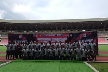 Manajemen Persipura meluncurkan skuad baru Mutiara Hitam