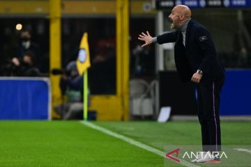 Pelatih sanjung pemain Fiorentina ketika tahan imbang Napoli