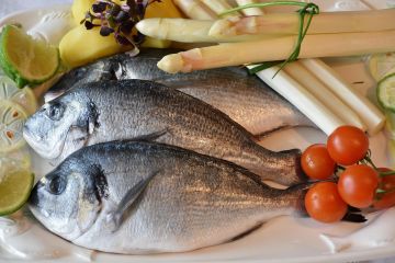 Ada hubungan antara konsumsi ikan dan risiko kanker kulit