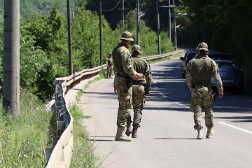 Blokir jalan di Kosovo disingkirkan setelah ketegangan dengan Serbia