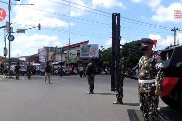 Tumbuhkan nasionalisme Brimob DIY ajak pengendara kibarkan bendera