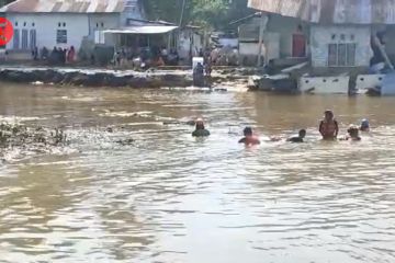Pencarian 4 korban banjir bandang di Desa Torue diperpanjang
