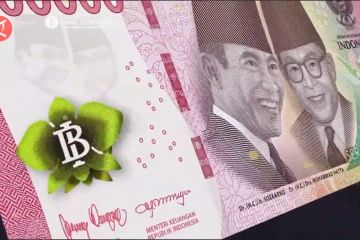 Suasana penukaran uang kertas baru di alun-alun Pandeglang