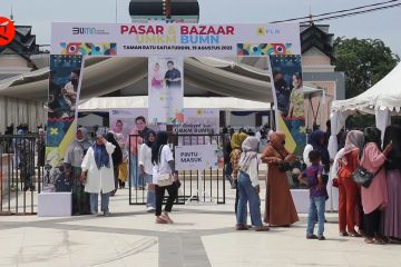 Warga serbu Pasar Rakyat dan Bazar UMKM  BUMN di Banda Aceh