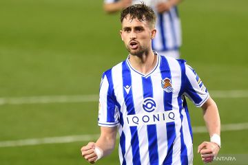 Sevilla resmi datangkan Adnan Januzaj  dengan status bebas transfer