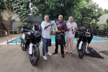 2Wheelies Indonesia serahkan unit Husqvarna Norden 901 ke konsumen