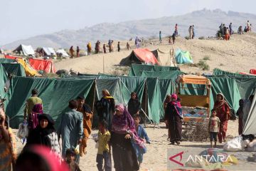 Pengungsian korban banjir Pakistan