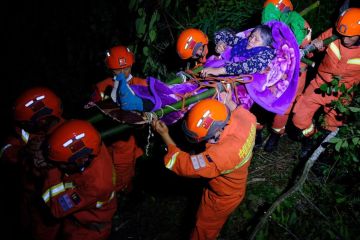 46 orang tewas akibat gempa bermagnitudo 6,8 di Sichuan, China