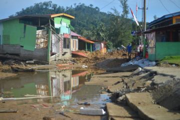 Dampak Banjir Bandang Sungai Pisang