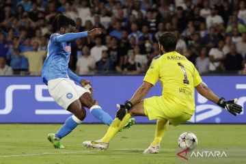 Napoli dikabarkan perpanjang kontrak Andre-Frank Zambo Anguissa
