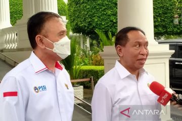 Menpora tegaskan tak akan intervensi perihal desakan mundur Ketum PSSI