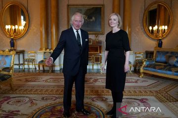 Audiensi pertama Perdana Menteri Liz Truss dengan Raja Inggris Charles III