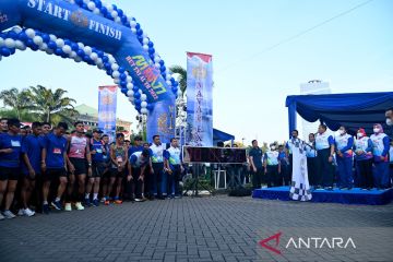 TNI AL gelar "fun run" serentak se-Indonesia