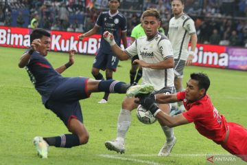 Kiper Persib Reky Rahayu terus berbenah diri