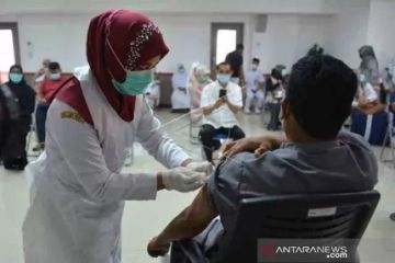 Booster dosis dua bagi nakes Aceh ditargetkan selesai akhir 2022