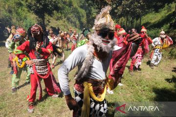 Tradisi Tuk Babon di lereng Merbabu