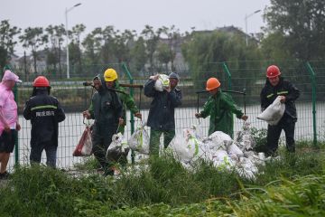 Topan Muifa mendarat di Zhejiang, China timur
