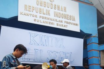 Terima beasiswa, Kepala Ombudsman Sulbar diminta mundur