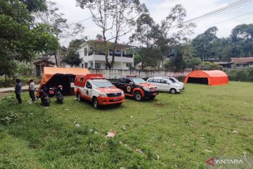BPBD Bogor dirikan tenda darurat di lokasi bencana pergeseran tanah