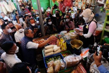 Mendag sidak harga bahan pokok di pasar