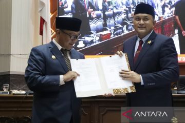 DPRD-Pemkab Bogor sahkan tiga Perda