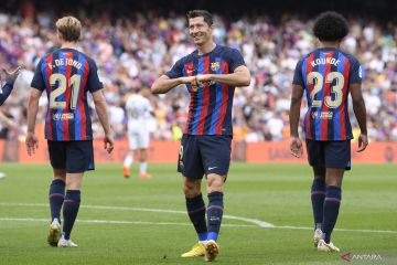 Lewandowski cetak brace, Barca raih kemenangan mudah 3-0 lawan Elche