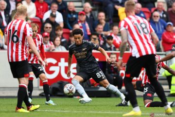 Arsenal kembali ke puncak usai menang 3-0 atas Brentford