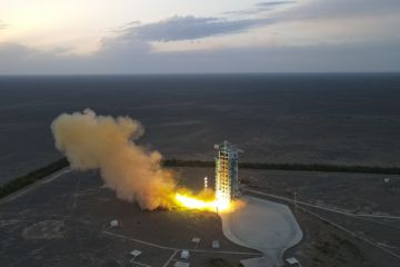 China luncurkan satelit baru untuk pendeteksian lingkungan