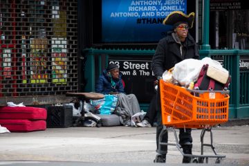 Kematian penghuni tempat penampungan tunawisma New York naik 58 persen