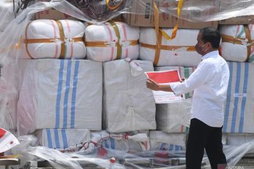 Hoaks! Jokowi resmikan bendera baru Indonesia